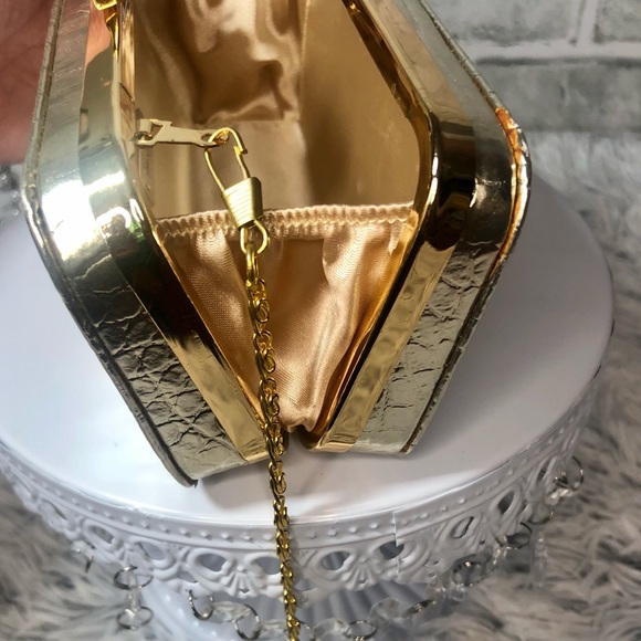 KATE LANDRY - Gold Alligator Print Evening Bag - Picture 14 of 16